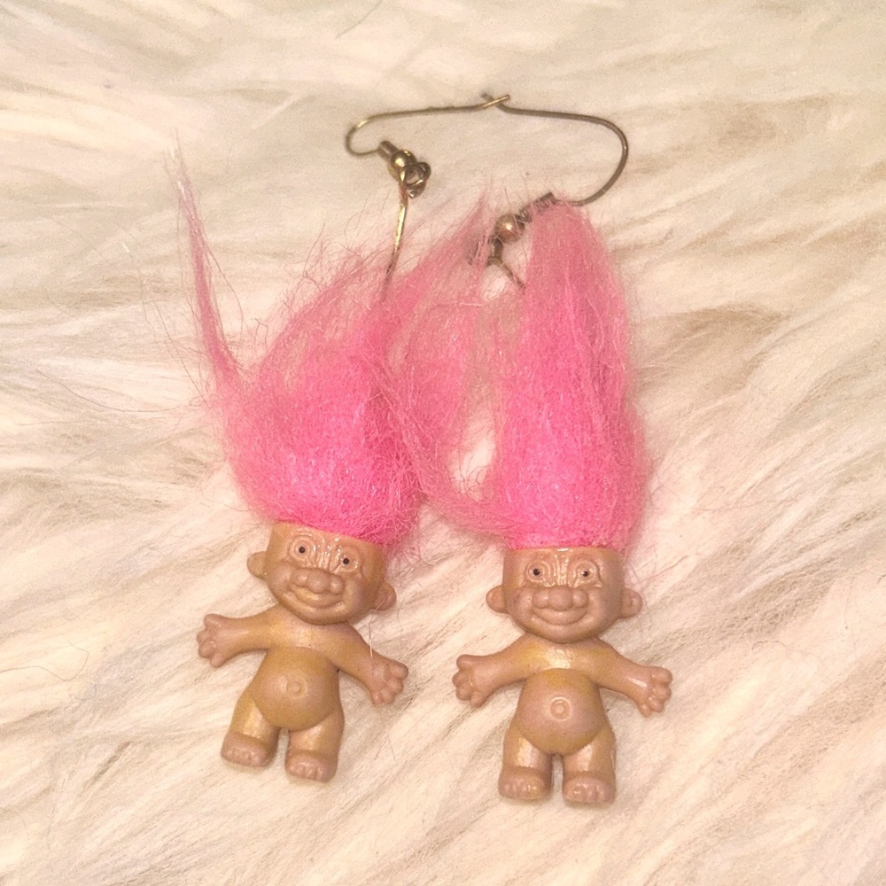 90โs vintage pink hair troll kitschy doll earrings